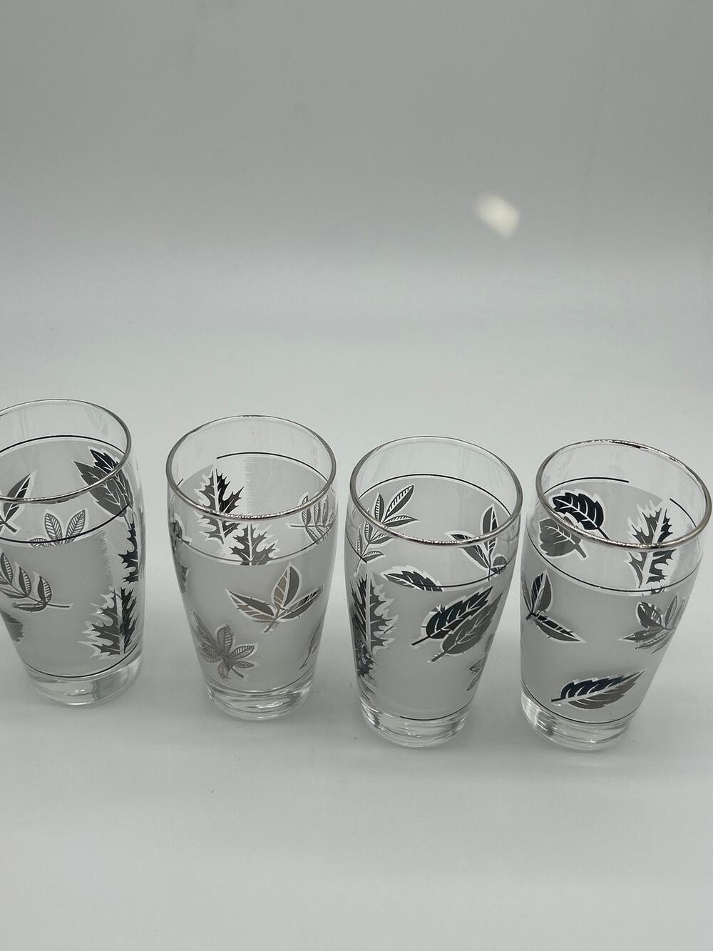 Libbey Frosted Leaf Drinking Glasses Set of 4 Silver Mid Century ~5.5” Tumblers